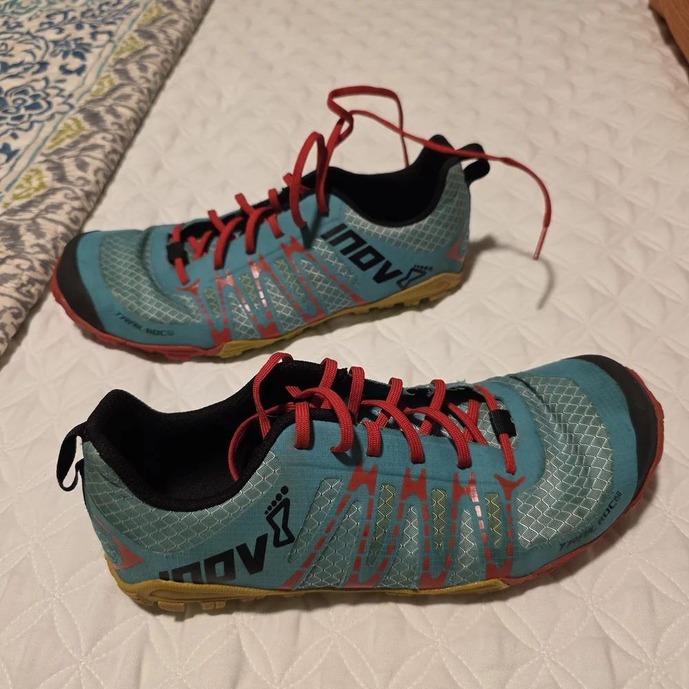 Inov 8 Trail Running Shoes with Red Laces - Picture 6 of 7